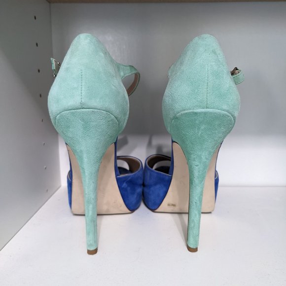 BCBGeneration Size 9 Suede Ankle Strap Heels Stilletto - Picture 3 of 4